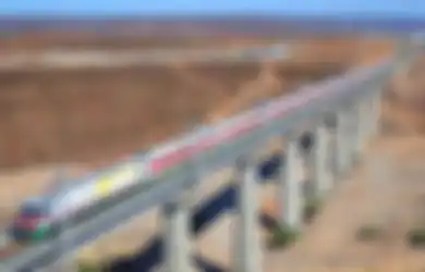 Punya 28 Proyek yang Dikerjakan China hingga Diprediksi Bisa Masuk Perangkap Utang China, Ternyata Ini Cara Indonesia Lolos dari Jebakan Utang China