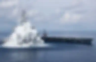 Pantas China dan Rusia Ketar-Ketir, Amerika Pamerkan Kapal Perang yang Tahan Diledakan 3 Kali Dengan Bom 18 Ton, Kekuatannya Setara Gempa 3,9 SR