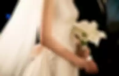 Viral acara pernikahan hancur gegara 500 tamu undangan mendadak terima pesan berisi aib sang pengantin wanita. 