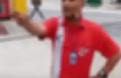 Beredar video pegawai SPBU di Bandung ribut dengan warga yang berjualan viral di media sosial. 