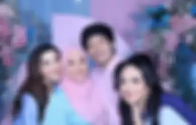 Aurel Hermansyah dan Atta Halilintar bersama Ashanty dan Krisdayanti.