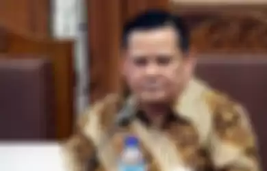 Rekaman CCTV menunjukkan bahwa Napoleon Bonaparte lakukan penganiayaan terhadap Muhammad Kece bersama eks anggota FPI