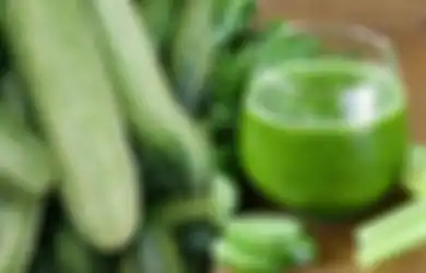 Kabar Gembira! Jika Mau Perubahan Luar Biasa Coba Rutin Konsumsilah Jus Timun Selama 7 Hari Seperti yang Dialami Wanita Ini