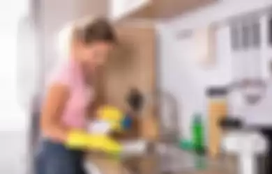 Area cuci di dapur menjadi tempat paling rawan masalah bocor dan rembes. 