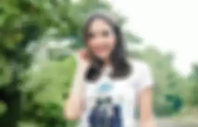 Gisel pamer foto pakai korset warna kulit, jadi sorotan netizen.