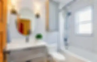 Mulai Sekarang Tolong Hentikan Kebiasaan Ini, Jangan Lagi Simpan 8 Benda Ini di Kamar Mandi Kalau Tak Ingin Harus Beli Baru, Termasuk Sikat Gigi!
