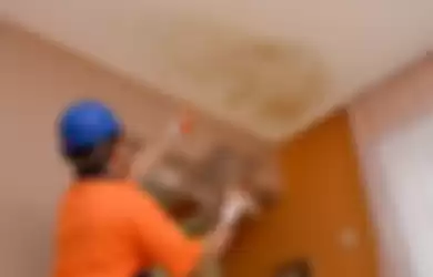 Bahaya noda di plafon rumah