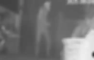 Pelaku pencurian celana dalam wanita terekam CCTV