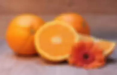 Bahaya makan jeruk sebelum tidur.