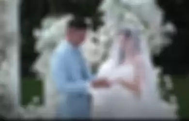 Jessica Iskandar resmi menikah dengan Vincent Verhaag.