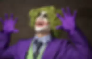 Ilustrasi Berkostum ala Joker