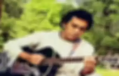 Chord gitar dan lirik lagu Kumenanti Seorang Kekasih - Iwan Fals