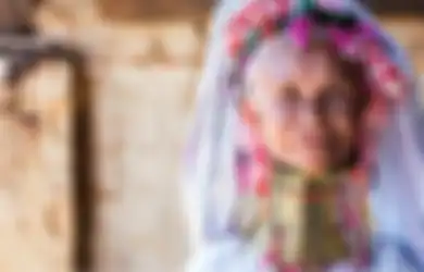 Asal Usul 'Leher Panjang' Suku Karen di Thailand, Ternyata Awalnya Bukan Standar Kecantikan Melainkan Perkara Ulah Makhluk Buas Ini