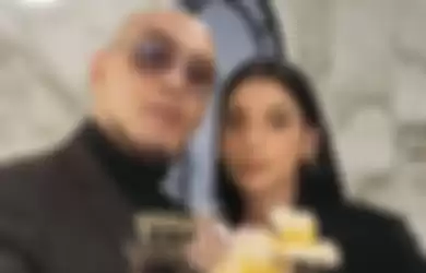 Deddy Corbuzier dan Sabrina Chairunnisa