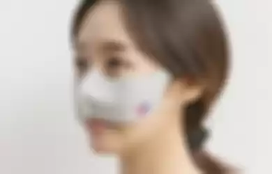 Viral masker jenis baru yang cuma menutupi hidung di Korea Selatan.
