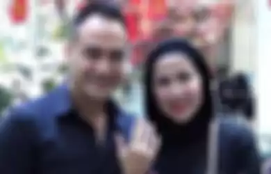 Ferry Irawan belikan cincin puluhan juta untuk Venna Melinda