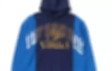 Merchandise hoodie PacSun kerja sama dengan BTS