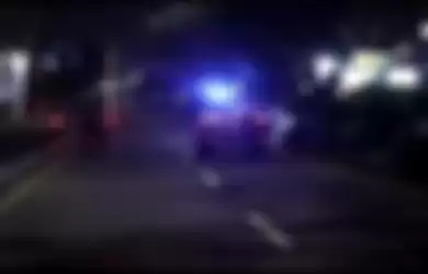 Mobil Daus Mini kejar-kejaran dengan polisi