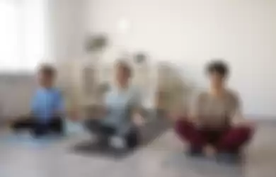 ilustrasi kelas yoga