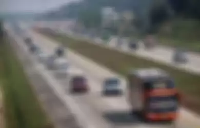 Jalan tol one way ketika mudik lebaran