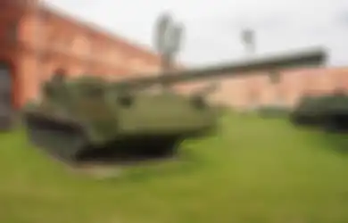Sama-sama Dapat Warisan dari Uni Soviet, Rusia dan Ukraina Gunakan Artileri Usang Malka 2S7M 'Terkuat di Dunia', Milik Siapa yang Lebih Efektif?
