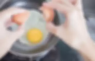 Olahan telur ceplok bisa jadi menu andalan 