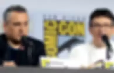 Sutradara Marvel, Russo bersaudara Joe (kiri) dan Anthony