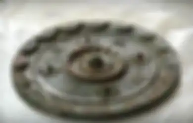 Berusia 1.900 Tahun, Cermin Perunggu China Kuno yang Ditemukan di Kuburan Berbentuk Lubang Kunci di Jepang Ini Terpelihara dengan Sangat Baik, Mungkinkah Berasal dari Negara yang Misterius?