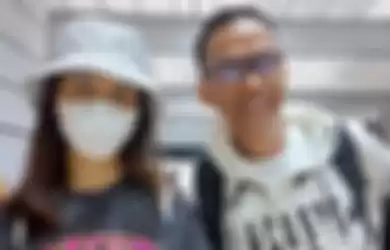 Doddy Sudrajat dan Mayang saat Grid.ID jumpai di Bandara Soekarno Hatta, Tangerang, Minggu (8/5/2022).
