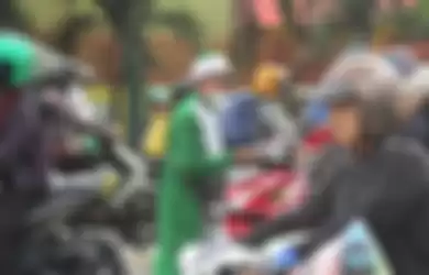 Khilafatul Muslimin mengumpulkan uang untuk menjalankan aksinya dengan cara ini. Kata polisi kelompok ini kerao sebarkan kabar hoax.