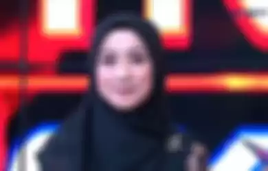 Desy Ratnasari klaim bakal bisa akur dengan istri pertama dan kedua jika ia benar-benar mau dijadikan istri ketiga.