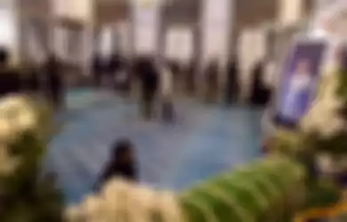 Video saat Nabila Ishma berdialog dengan peti mati Eril viral di jagat maya.