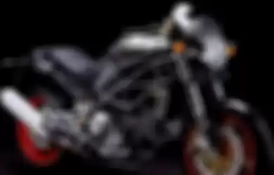 Gal Gadot sebelum berperan sebagai Wonder Woman, sudah punya Ducati Monster-S2R (ilustrasi)  