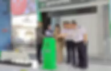 Acara peresmian kolaborasi Gojek dan PT KCI untuk buat masyarakat bisa beli tiket KRL lewat aplikasi Gojek.