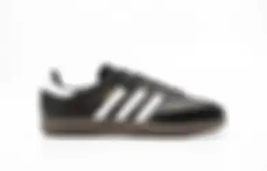 Foto sepatu adidas jaman sekarang new arrivals