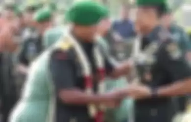 Jenderal Kopassus yang berani mati demi menyalamatkan nyawa Jokowi di Ukraina ternyata dimutasi ke Kalimantan. 