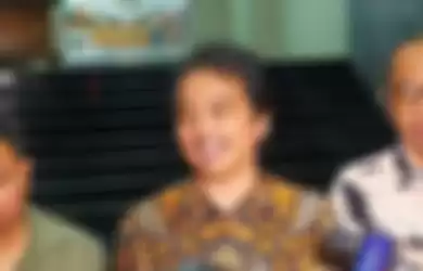 Kasus Roy Suryo yang disebut Nikita Mirzani hilang begitu saja bikin petinggi Polri ikut turun tangan. Foto eks menteri SBY jadi sorotan. 
