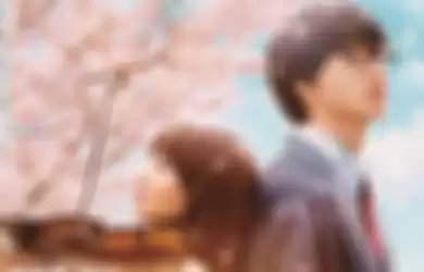 Kento Yamazaki dan Suzu Hirose dalam live action Your Lie in April