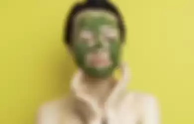 masker wajah dari bahan alami untuk mengecilkan pori-pori
