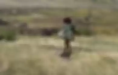 Gisel pamer goyangan tubuh di Gunung Bromo setelah baru tahu bisa capture foto dari video. Istri Sammy Simorangkir respons begini.