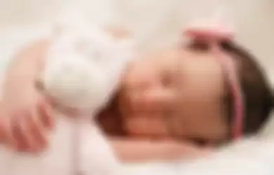 10 Arti nama bayi perempuan islami bermakna pembawa rezeki, terdiri dari 2 kata