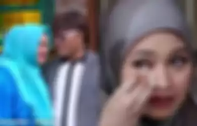 Nangis digugat cerai Nathalie Holscher, Sule langsung ungkit masa lalu ingat mendiang Lina Jubaedah