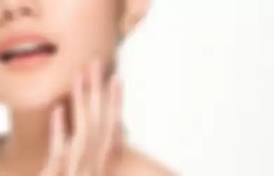 Berikut adalah cara agar kulit wajah glowing dan sehat.