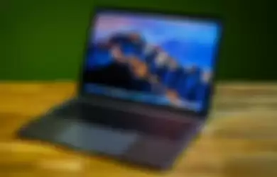 MacBook Pro 13 inci 2016