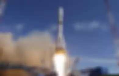 Peluncuran satelit Iran ke orbit Bumi dari fasilitas peluncuran roket Rusia