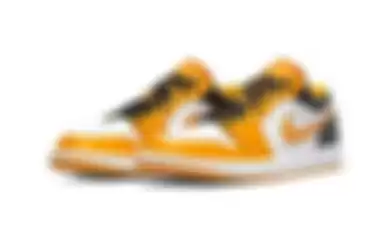 Air Jordan 1 Low ‘Taxi’, sneakers ngejreng yang didominasi warna oranye, putih, dan hitam