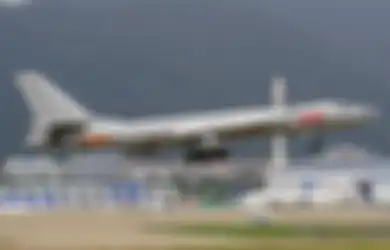 Makin Agresif Takuti Taiwan, China Pamer Dua Senjata Mematikan Pembom H-6K dan Pesawat Tempur J-16, Siap Lumpuhkan Taiwan dengan Strategi 'Pukulan Ganda'
