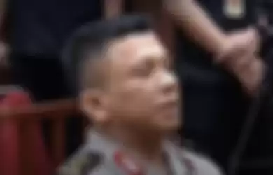 Ferdy Sambo yang duduk di kursi pesakitan ternyata penyidik Bareskrim yang bikin Ahok jadi tersangka. Foto eks Kadiv Propam disorot.