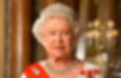 Koleksi jam tangan mahal Ratu Elizabeth II setara uang belanja Nagita Slavina