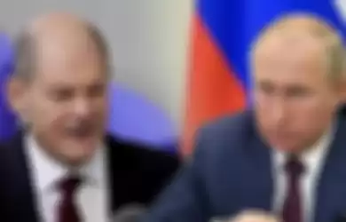 Ilustrasi konselor Jerman Olaf Scholz dan Vladimir Putin membahas perang Rusia